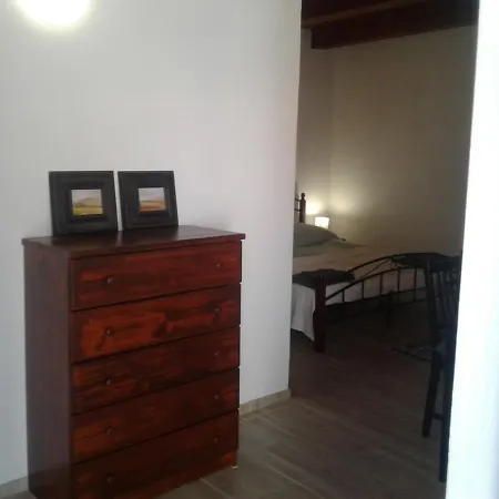 Muskat Apartment *