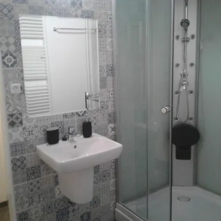 Muskat Apartment *