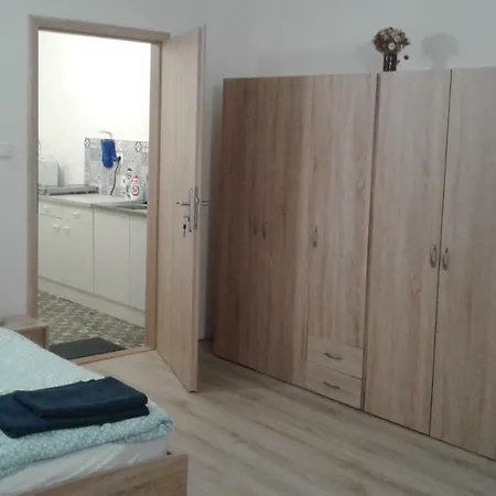 Muskat Apartment
